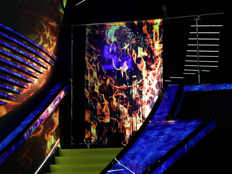 Holo Drape.00_00_01_02.Still003